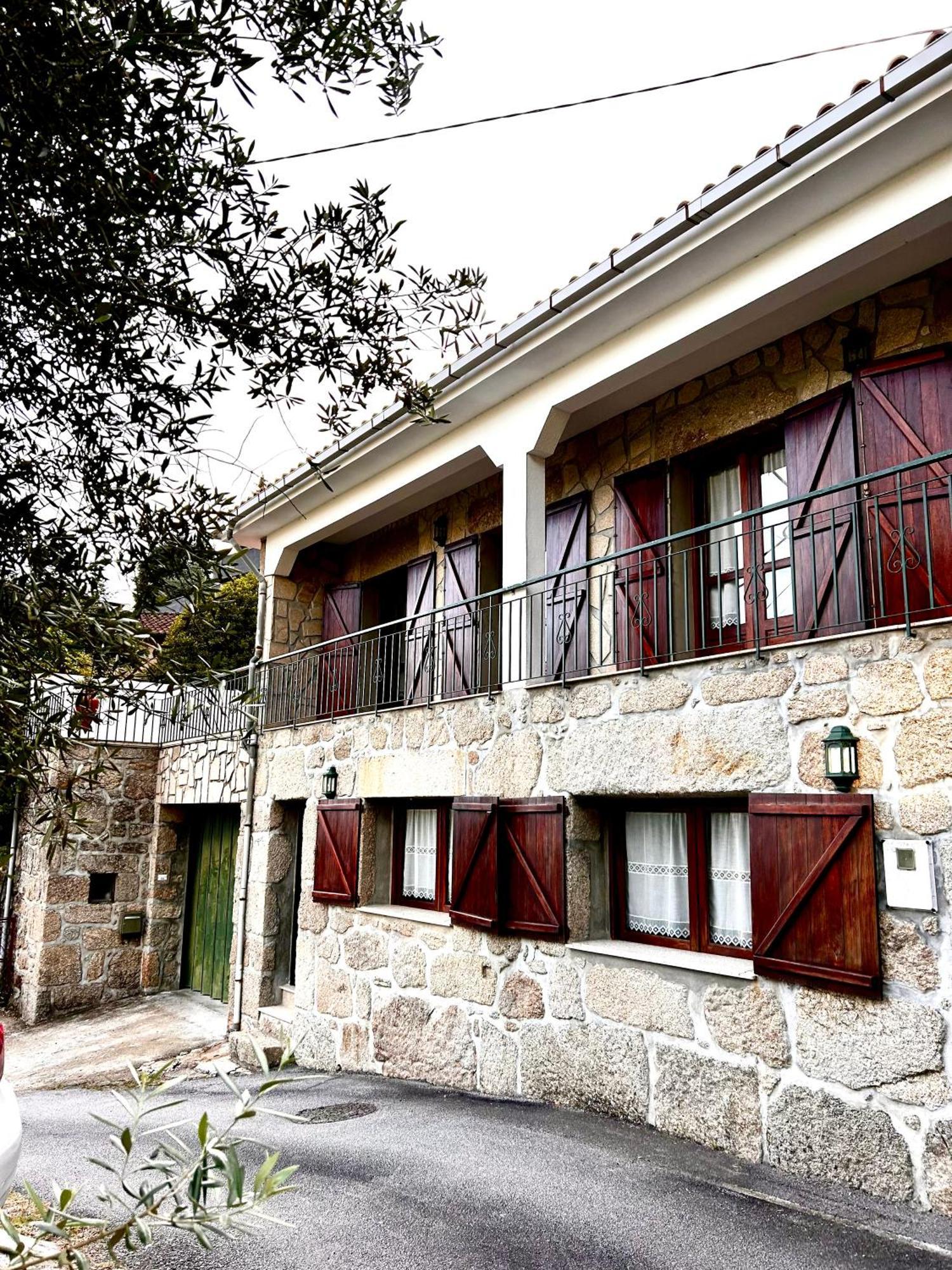 D'Oliva Gerês - River Side Houses Exterior foto